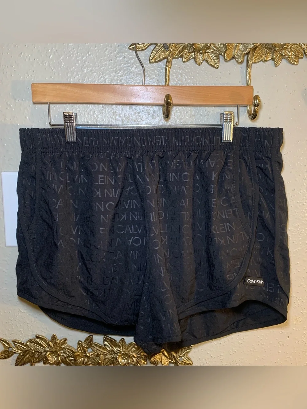 Calvin Klein Women's Athleisure Set - Size Large 1 Top 3 Bottoms NWT